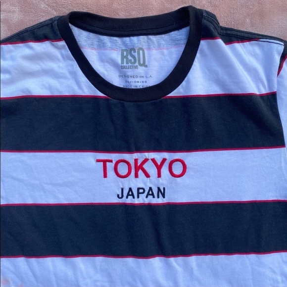 ❣️Zumiez Tokyo Japan Striped T-Shirt❣️ - Picture 3 of 4